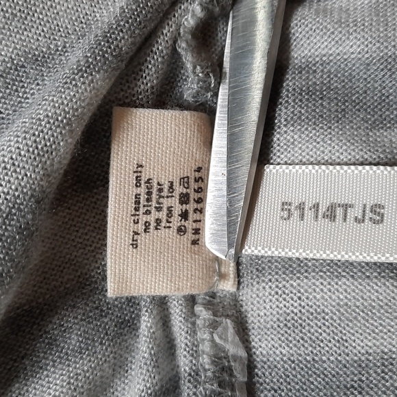 L’AGENCE Lace-Up Henley Striped Top Tencel Grey Soft Luxury Knit Sz S - Picture 7 of 8